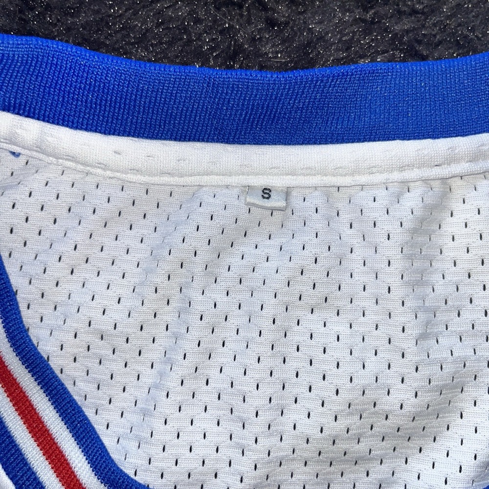 Looney Tunes White Tune Squad Bugs Bunny #1 Basketball Jersey Small Space Jam - Picture 4 of 7